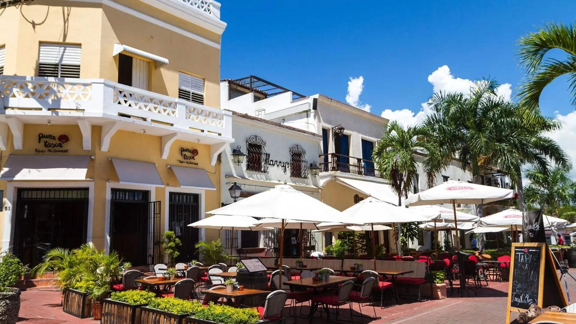 2 Bedroom 2 Bathroom Apartment In Corales Del Sur, Santo Domingo Este La Viva